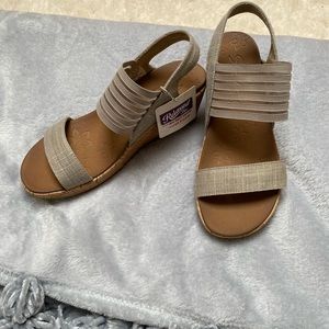 Wedge sandals
